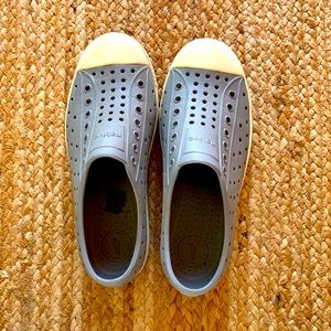 Grey Natives kids size 2